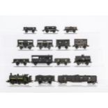 Kitbuilt 00 Gauge GWR 1930s Goods Train and Department Train, Goods Train comprising GWR green Class