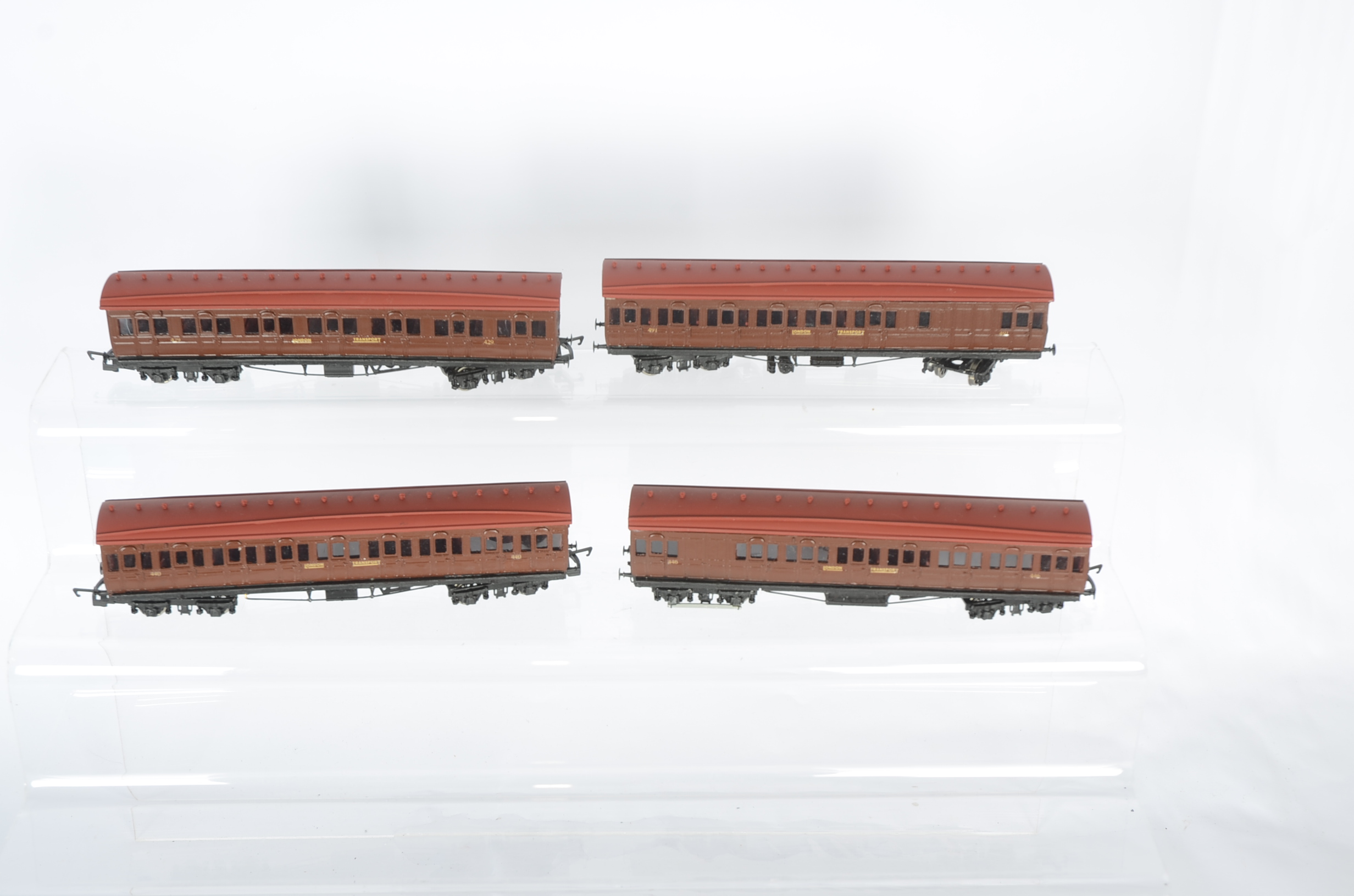 Rake of four 00 Gauge kitbuilt London Transport ex Metropolitan Railway Passenger Coaches, two