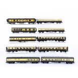 Hornby Bachmann Airfix and Dapol 00 Gauge GWR and BR WR chocolate and cream Coaches, Hornby