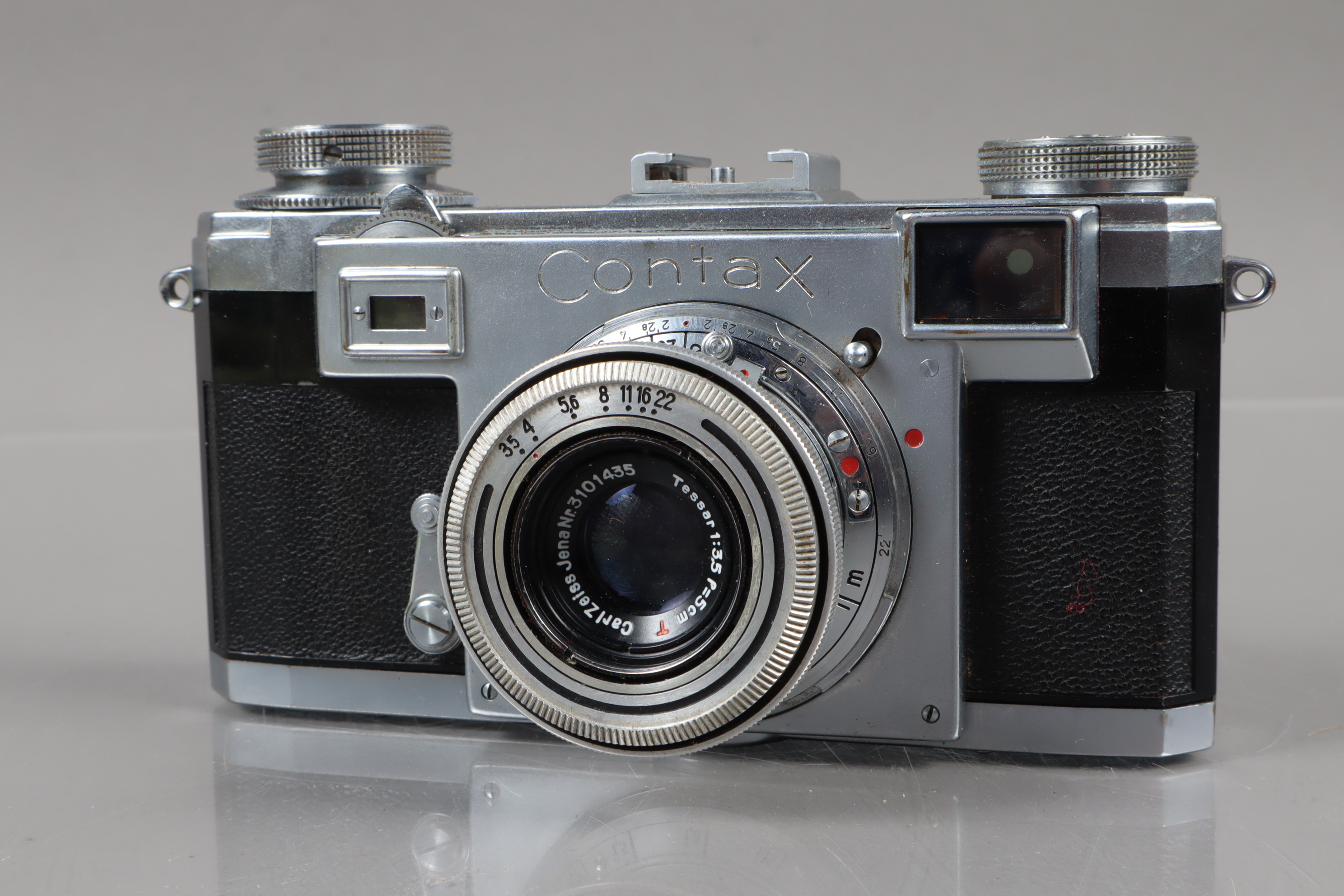 A Contax IIa Rangefinder Camera, first model, with black numbered speed setting dial, brown coloured