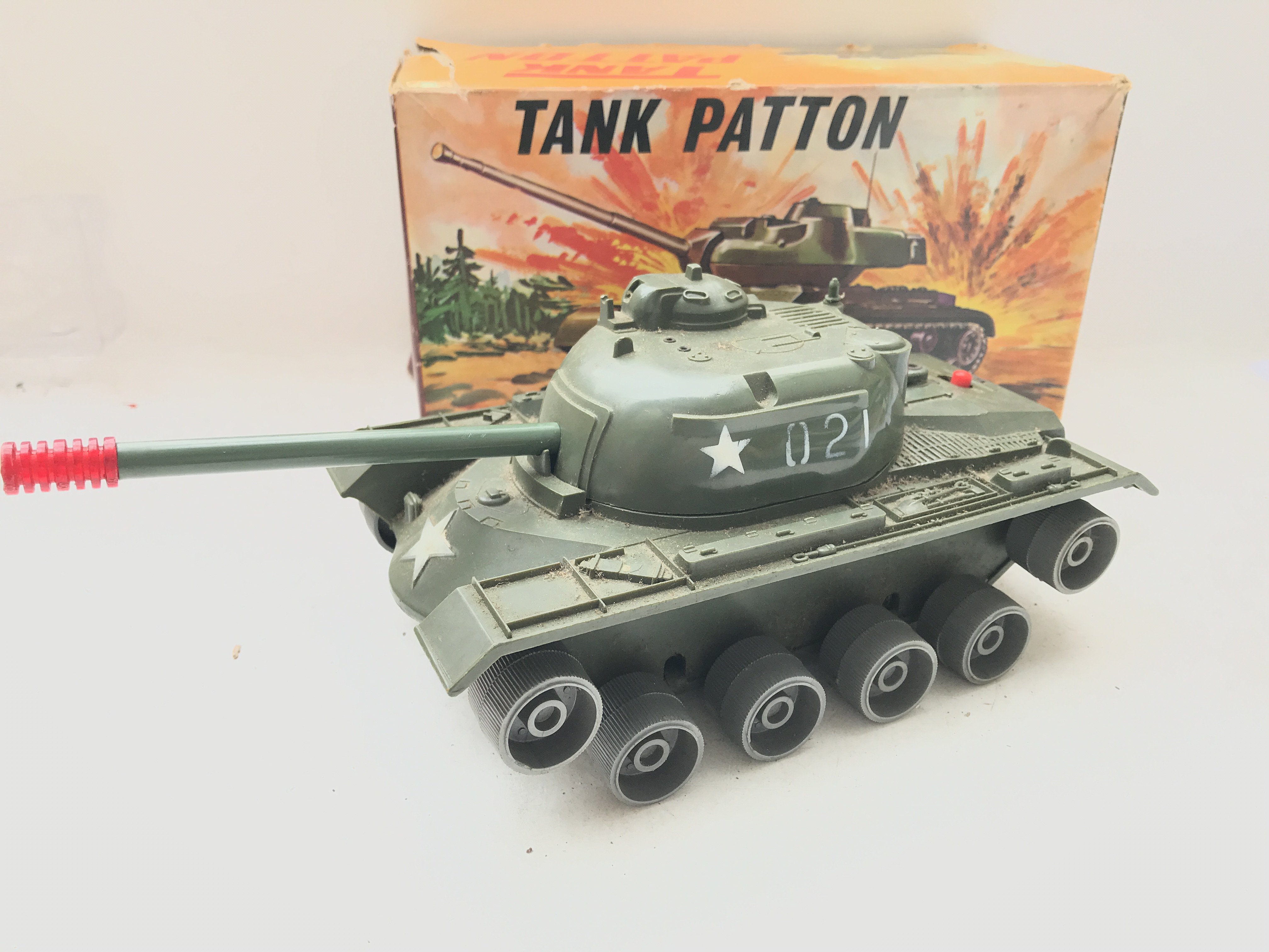 A Tinplate/ plastic Patton Tank.Boxed - NO RESERVE - Image 2 of 3