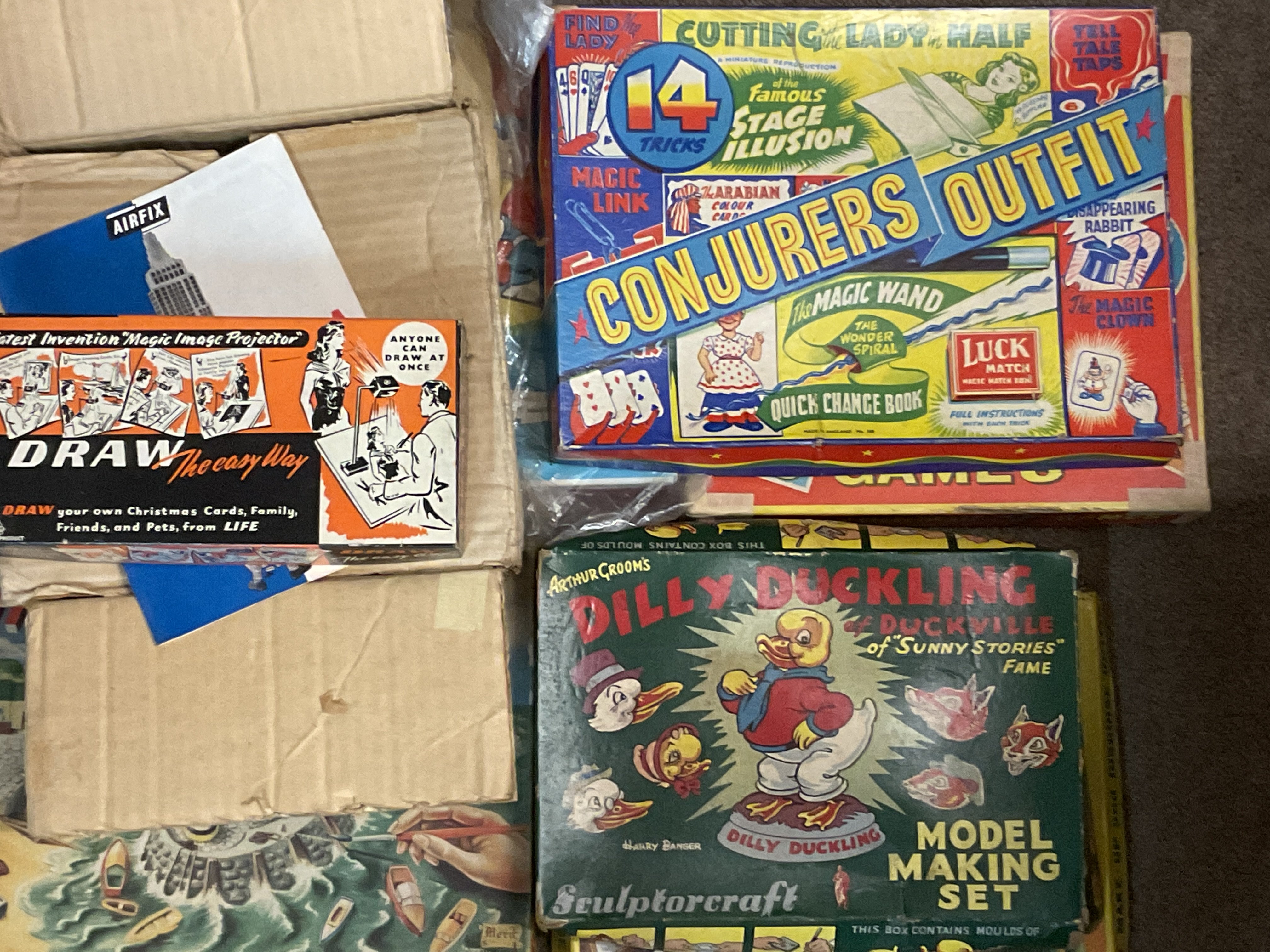 A collection of vintage Scalextric Set 90, with cars, controller & various boxed games etc. (games m - Image 3 of 10