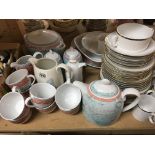 A collection of modern ceramics Wedgwood Variation