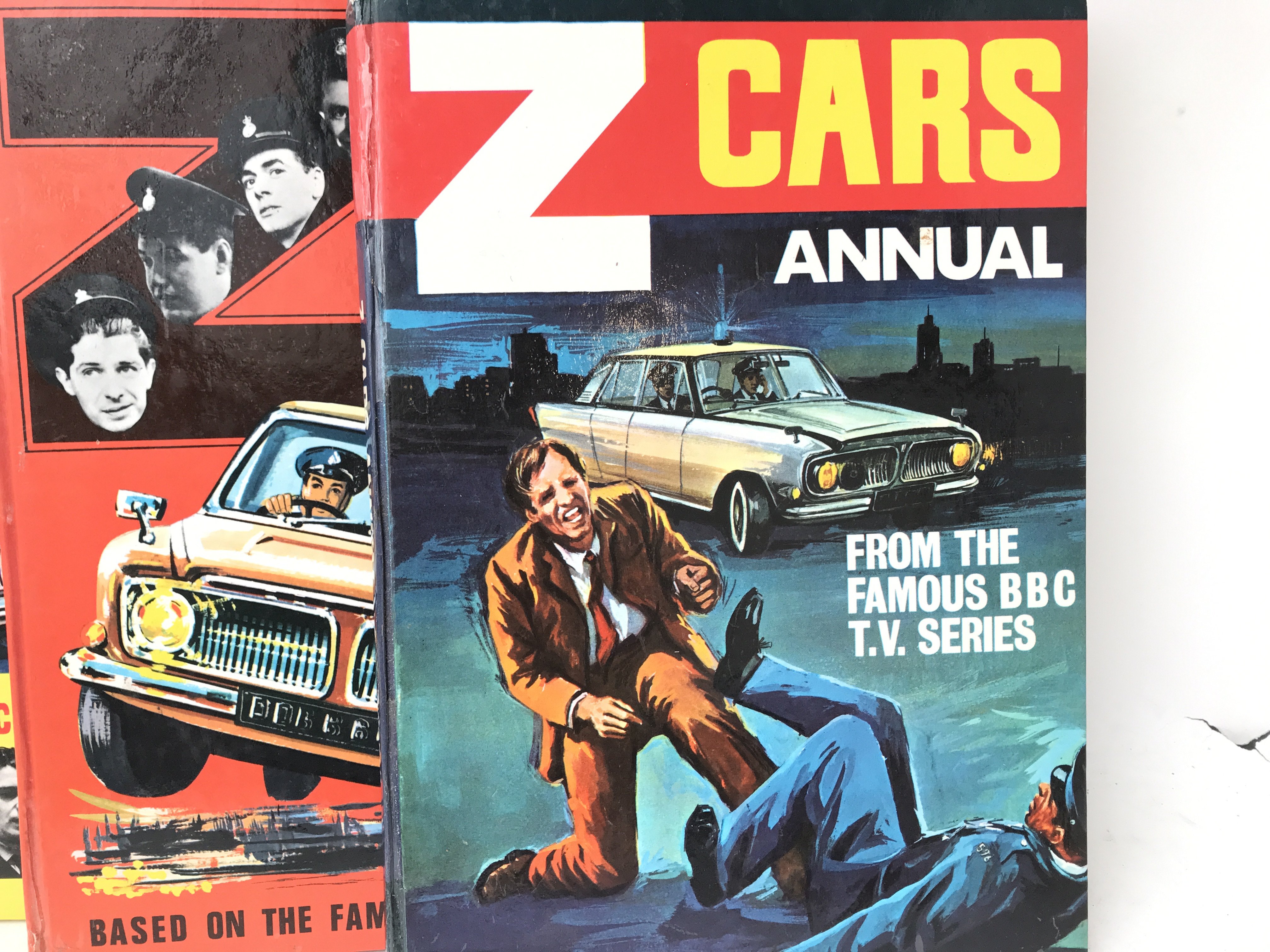 3 X Z Cars Annuals - NO RESERVE - Image 2 of 4