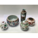 5 Chinese porcelain items. (Some damage).