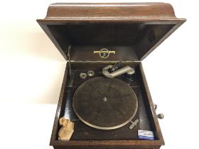 A Columbia Viva-tonal gramophone number 117a.