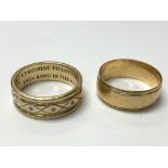 Two 9ct gold rings, weighing approximately in tota