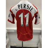 Arsenal 2004/2005 Match Worn Football Shirt: Red short sleeve home shirt made by Nike with 02