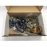 A box of silver and other jewellery.