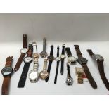 A mixed lot of 15 watches.