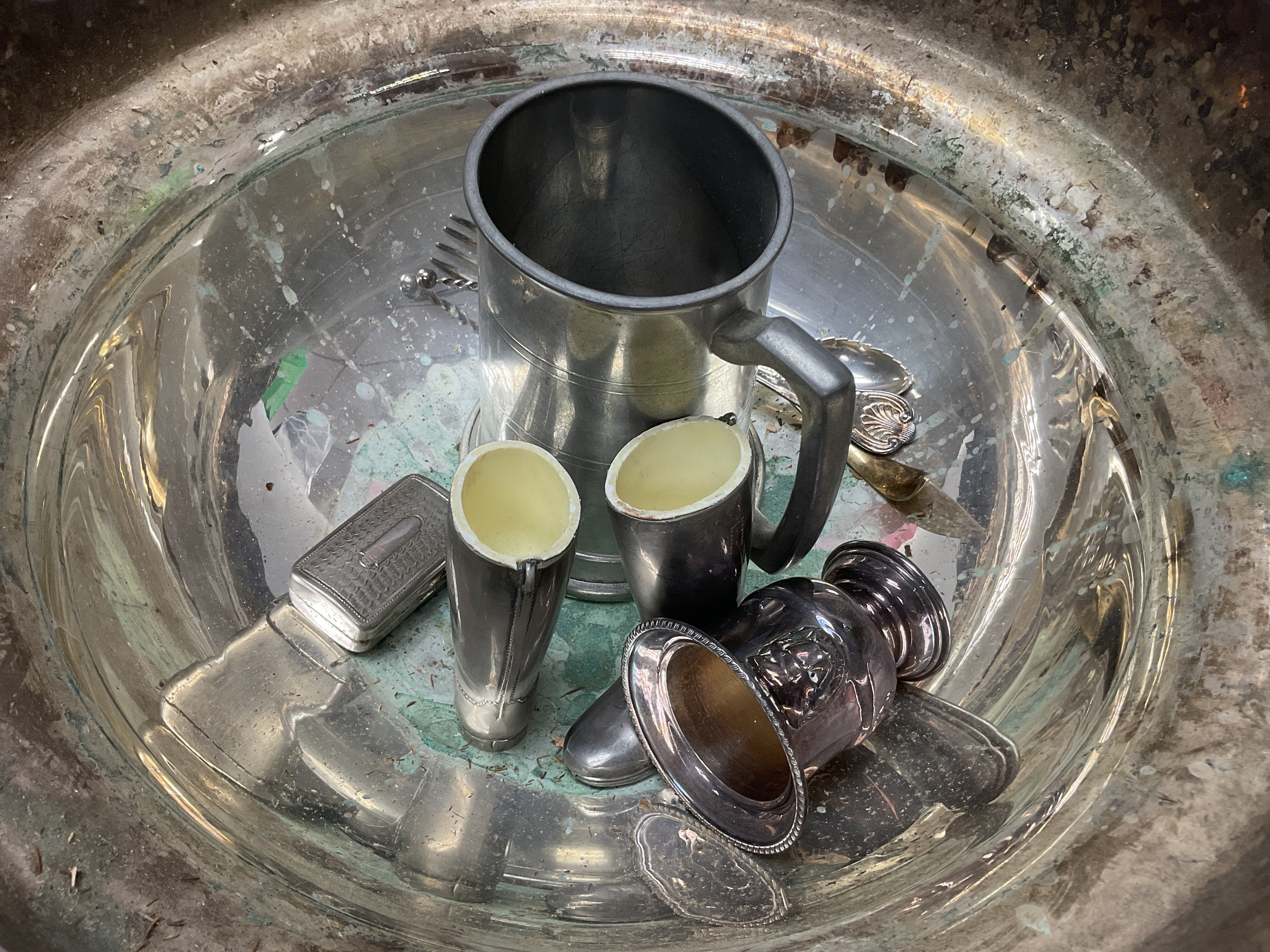 A collection of silver plated items and a silver plated punch bowl. - Image 2 of 2