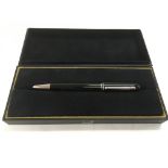 A cased Dunhill pen.