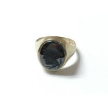 9ct gold Haematite signet ring. Size R and 4.9g to