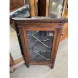 NO RESERVE - A 19th century mahogany corner unit d