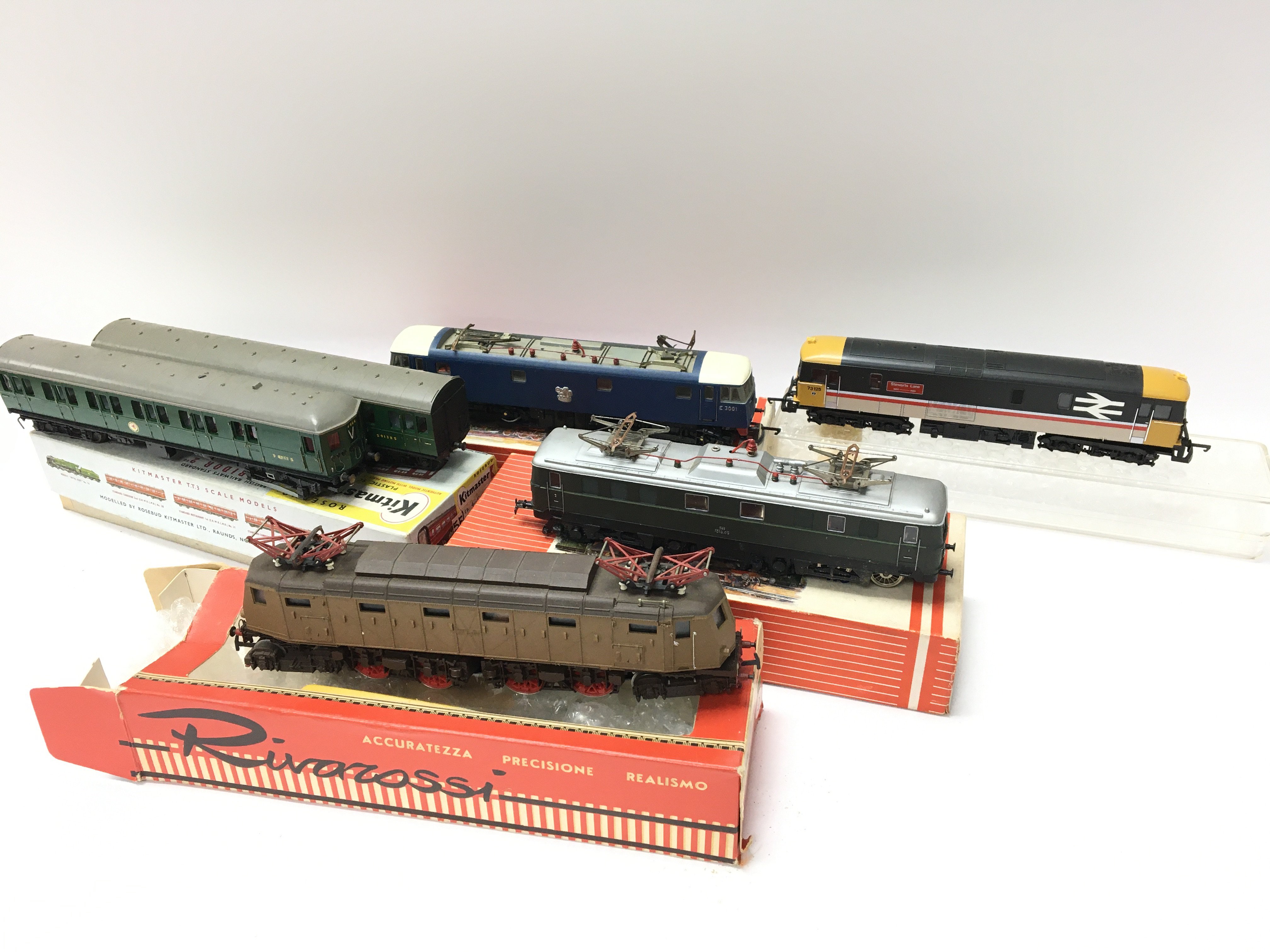 A Collection of Various 00 Gauge Locomotives. Vari