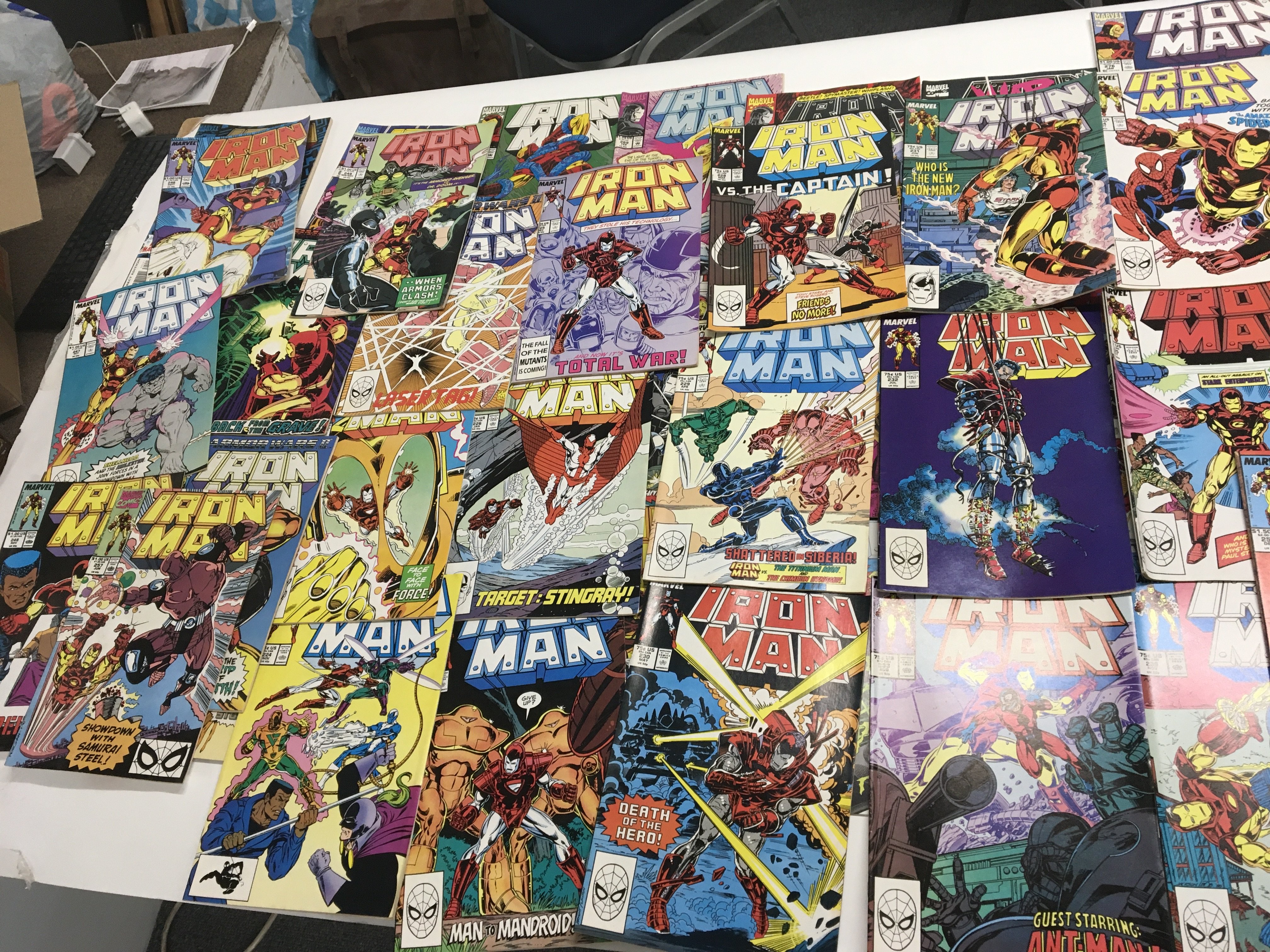 A collection of Marvel Iron Man comics approximate - Image 3 of 4