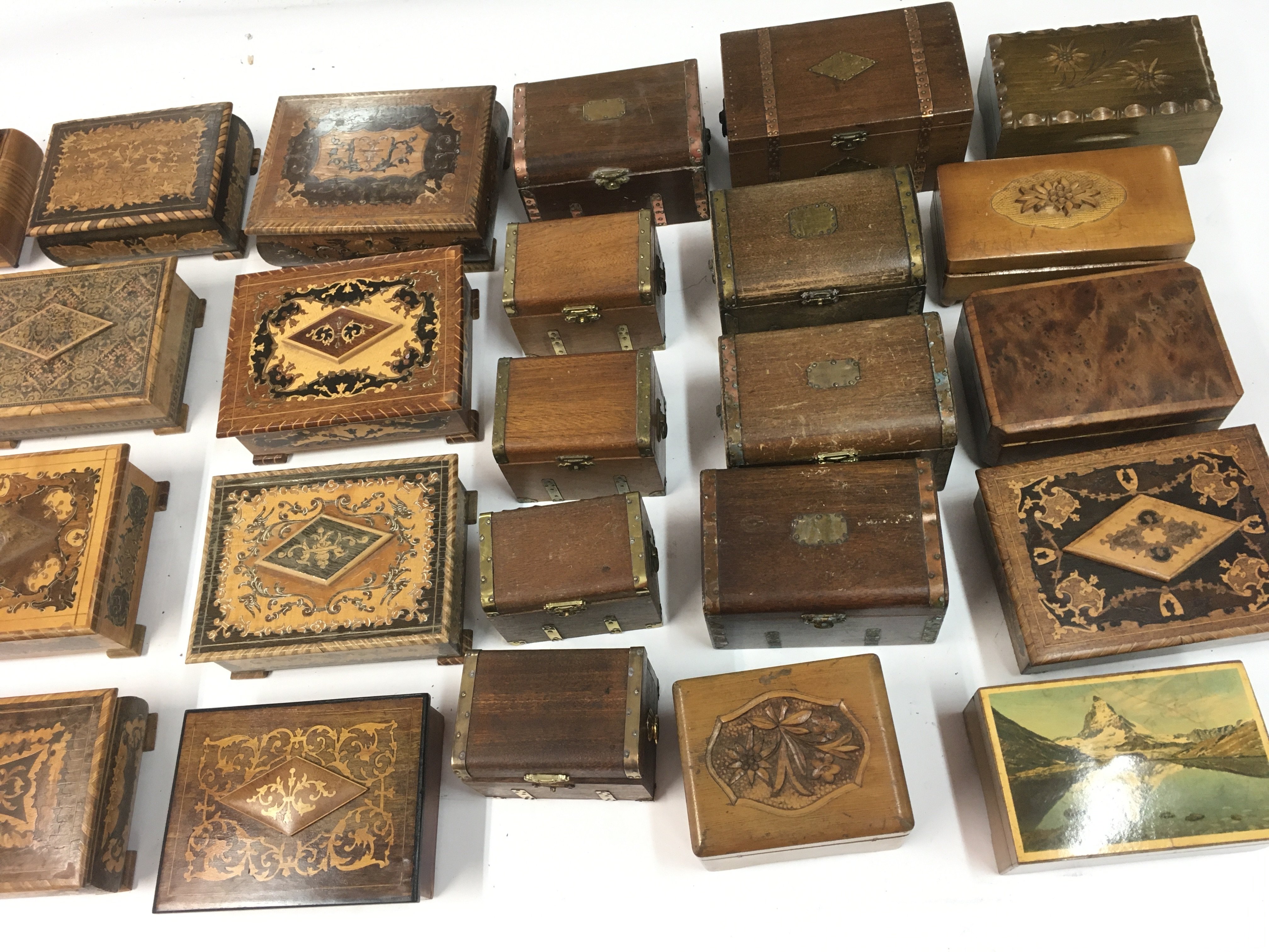 Large collection of various music boxes and trinke - Image 3 of 4