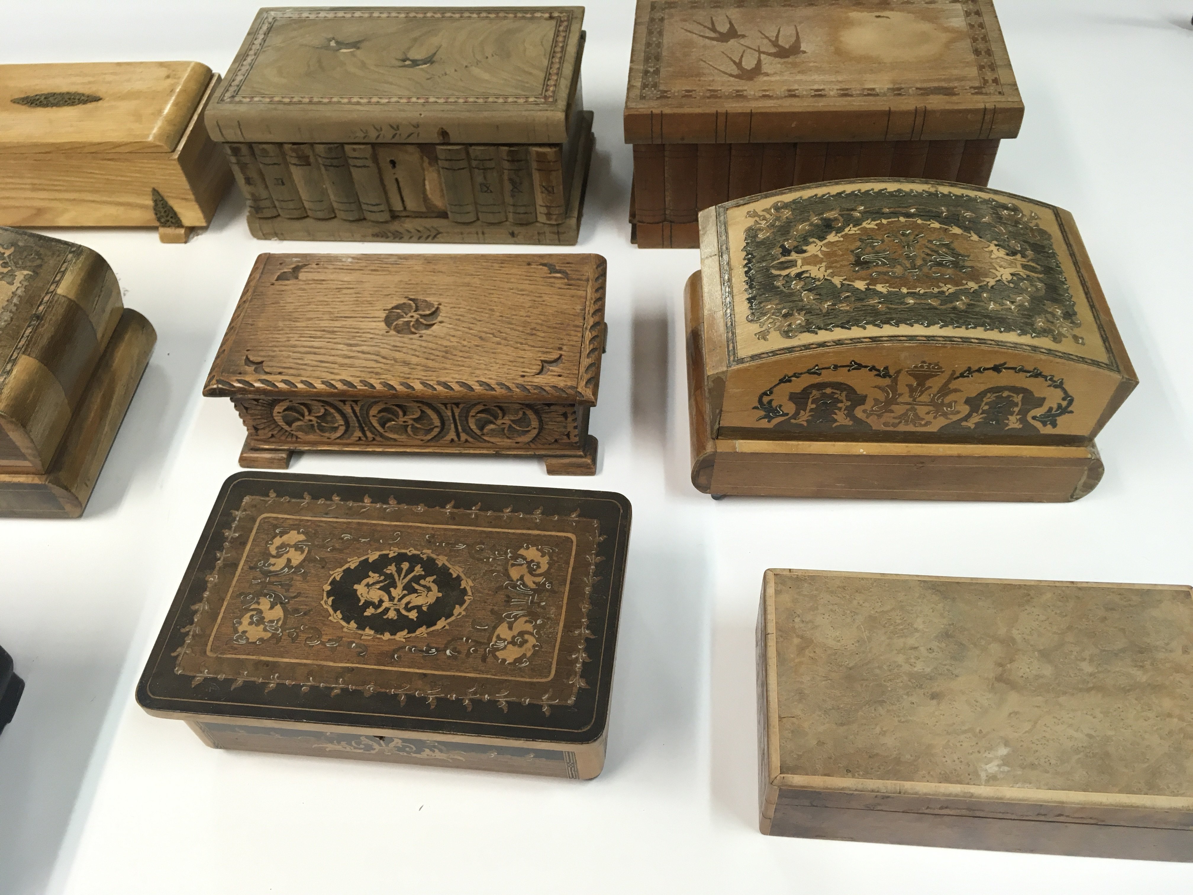 A collection of various music boxes. - Bild 3 aus 3