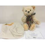 A Steiff Ludwig Bear with certificate of authentic
