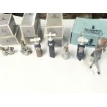7 x Lladro figures with their boxes including sitt