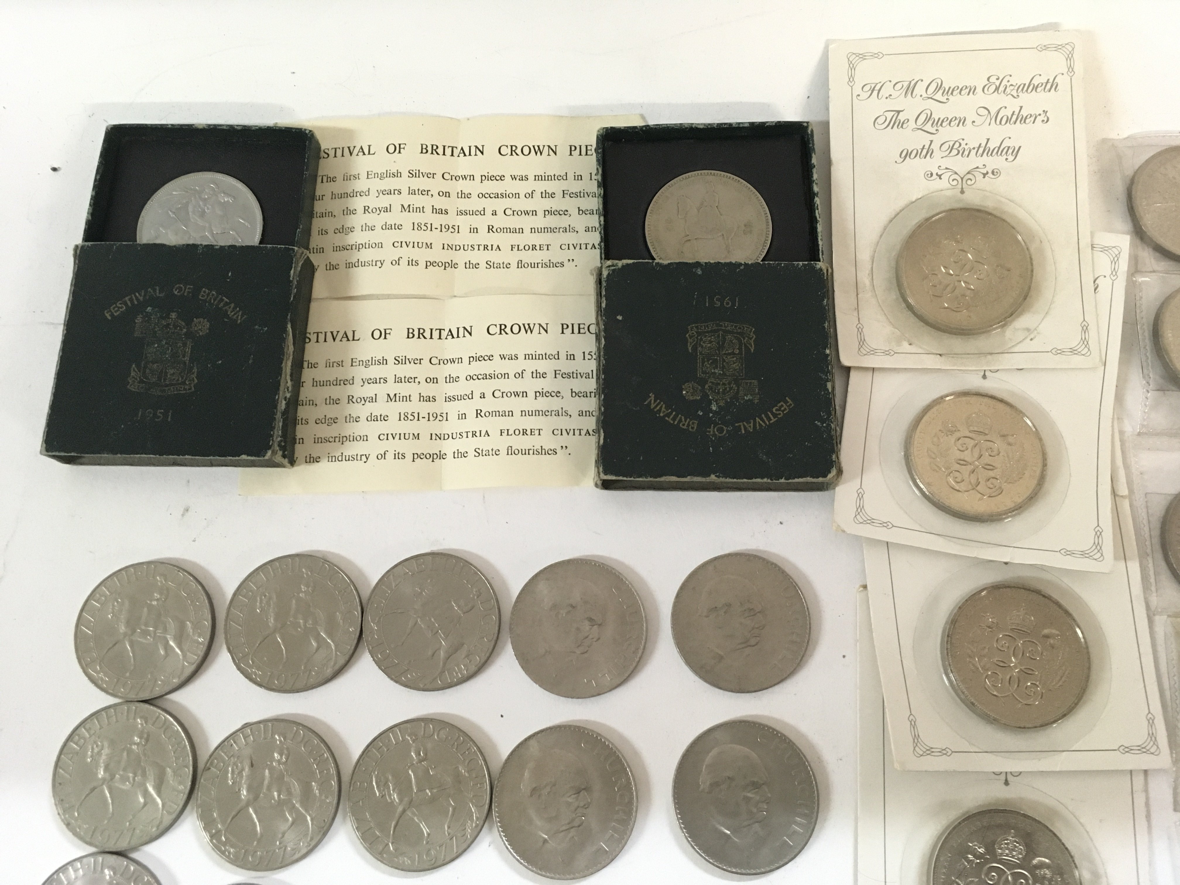 A large collection of various coins including 4 x - Image 2 of 5