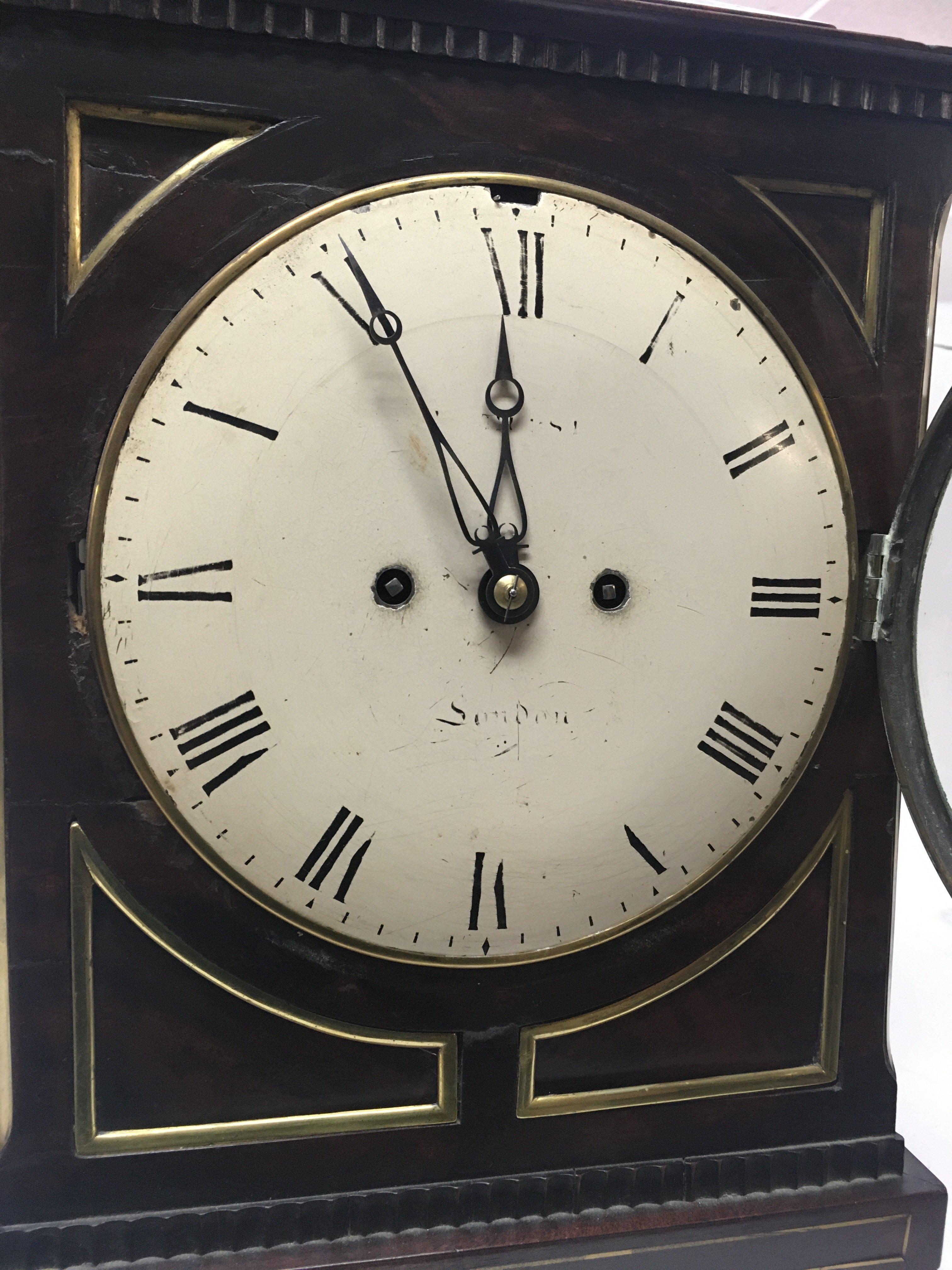 A Georgian mahogany bracket clock, circular dial w - Image 3 of 7