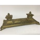 A Quality late Victorian brass desk pen tray with