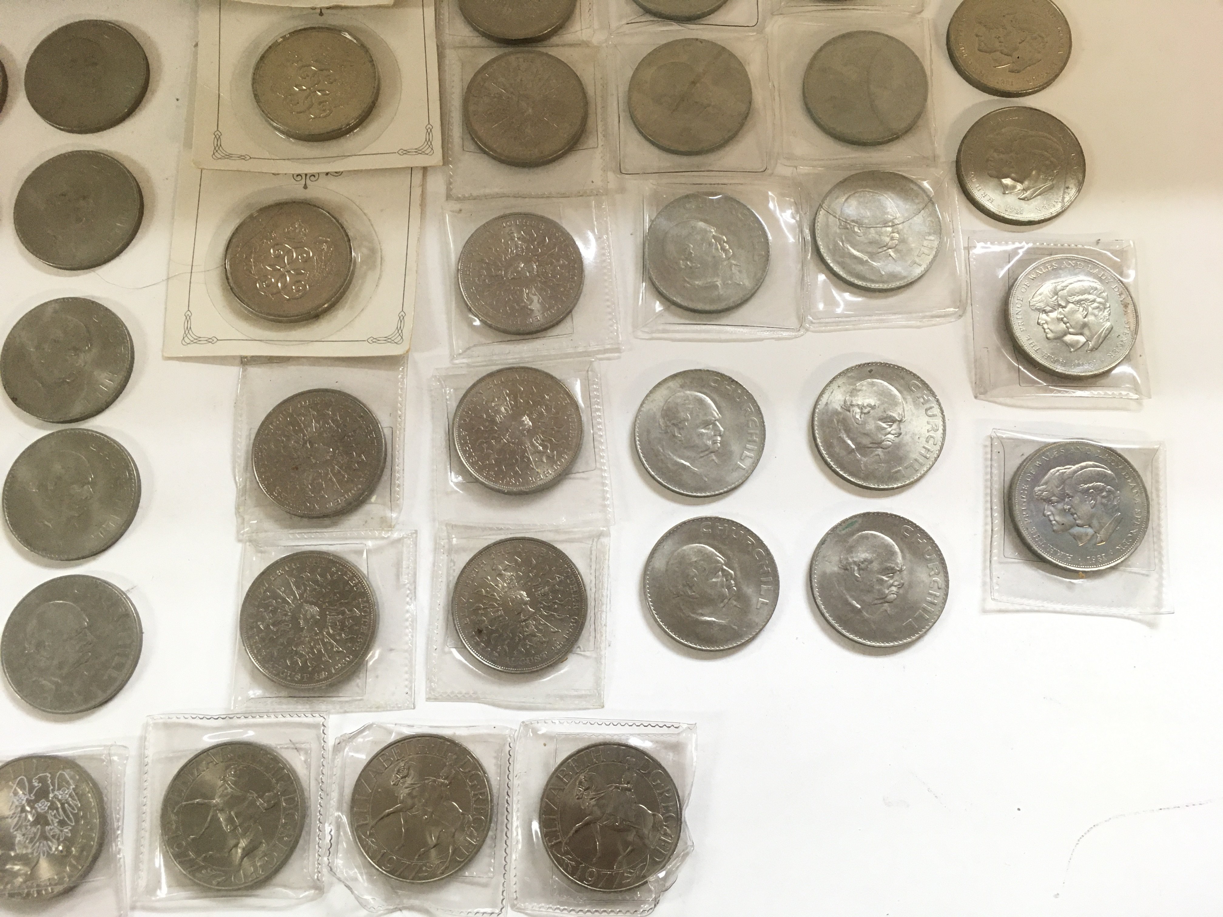 A large collection of various coins including 4 x - Image 4 of 5