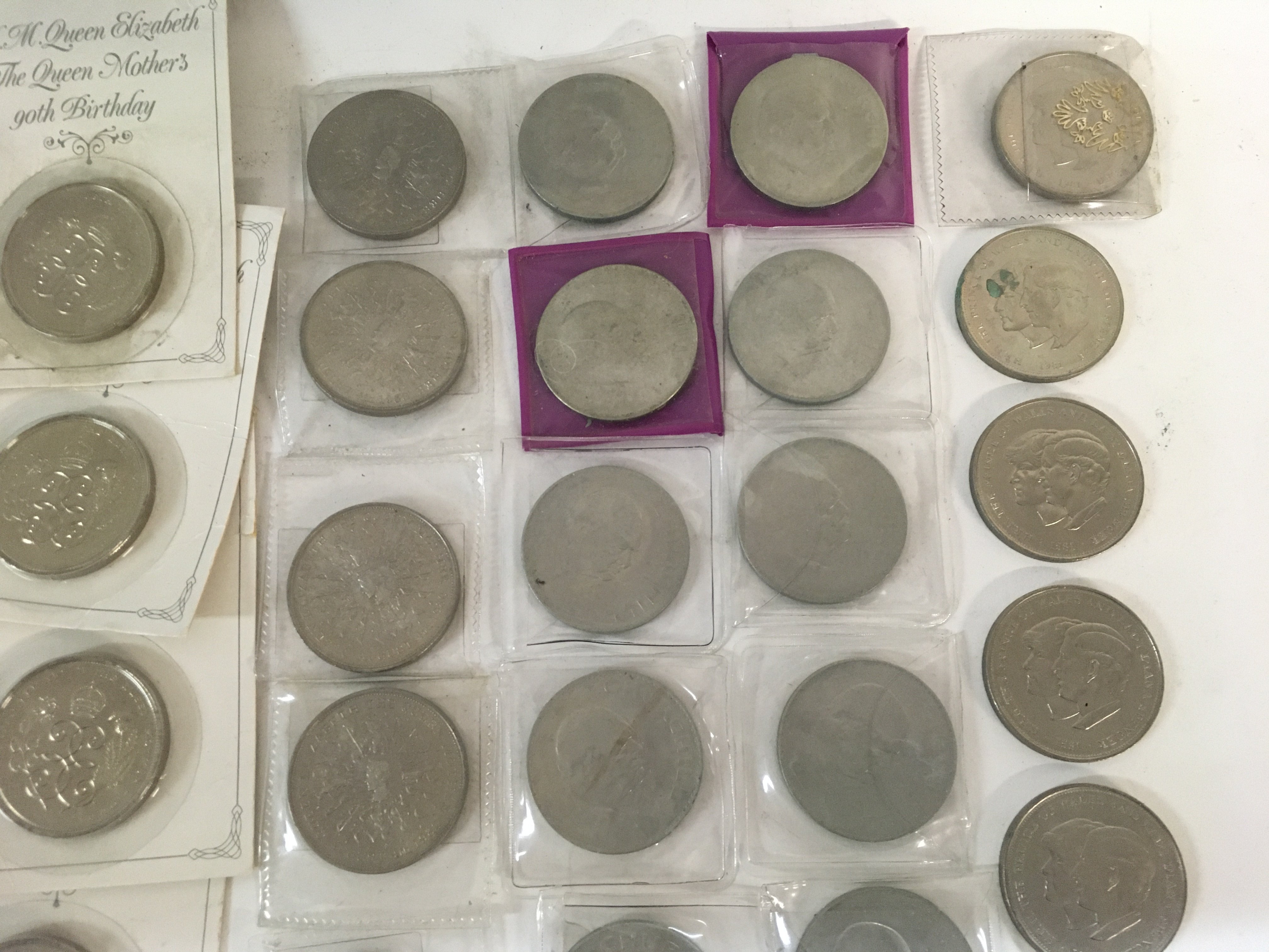 A large collection of various coins including 4 x - Image 5 of 5