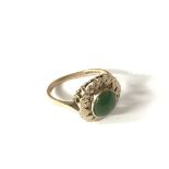 9ct gold and Jade set ring. Approx 4.6g