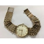 A 9ct gold gents Rotary wristwatch. Weight total 47g