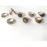 Mixed 9ct gold rings. Approx 22.4g