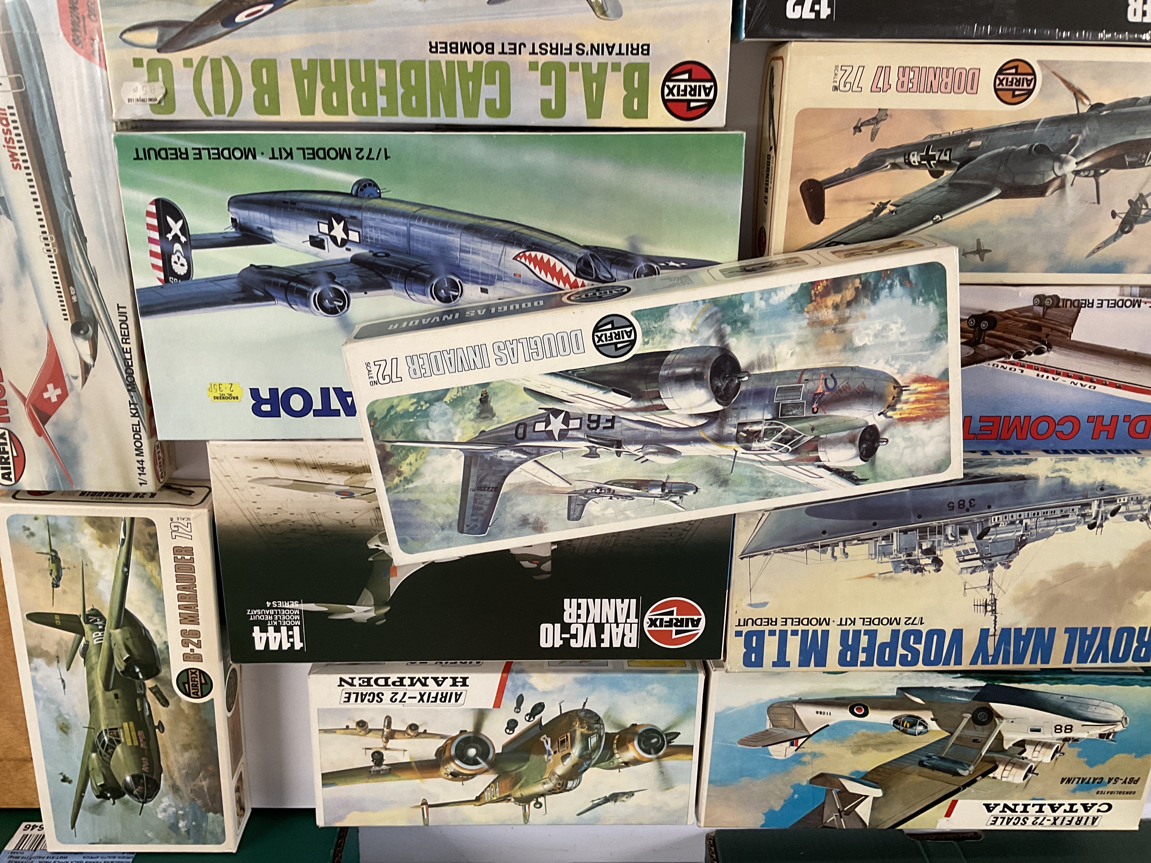 A Collection of Aircraft Airfix Model Kits and a R - Bild 5 aus 7