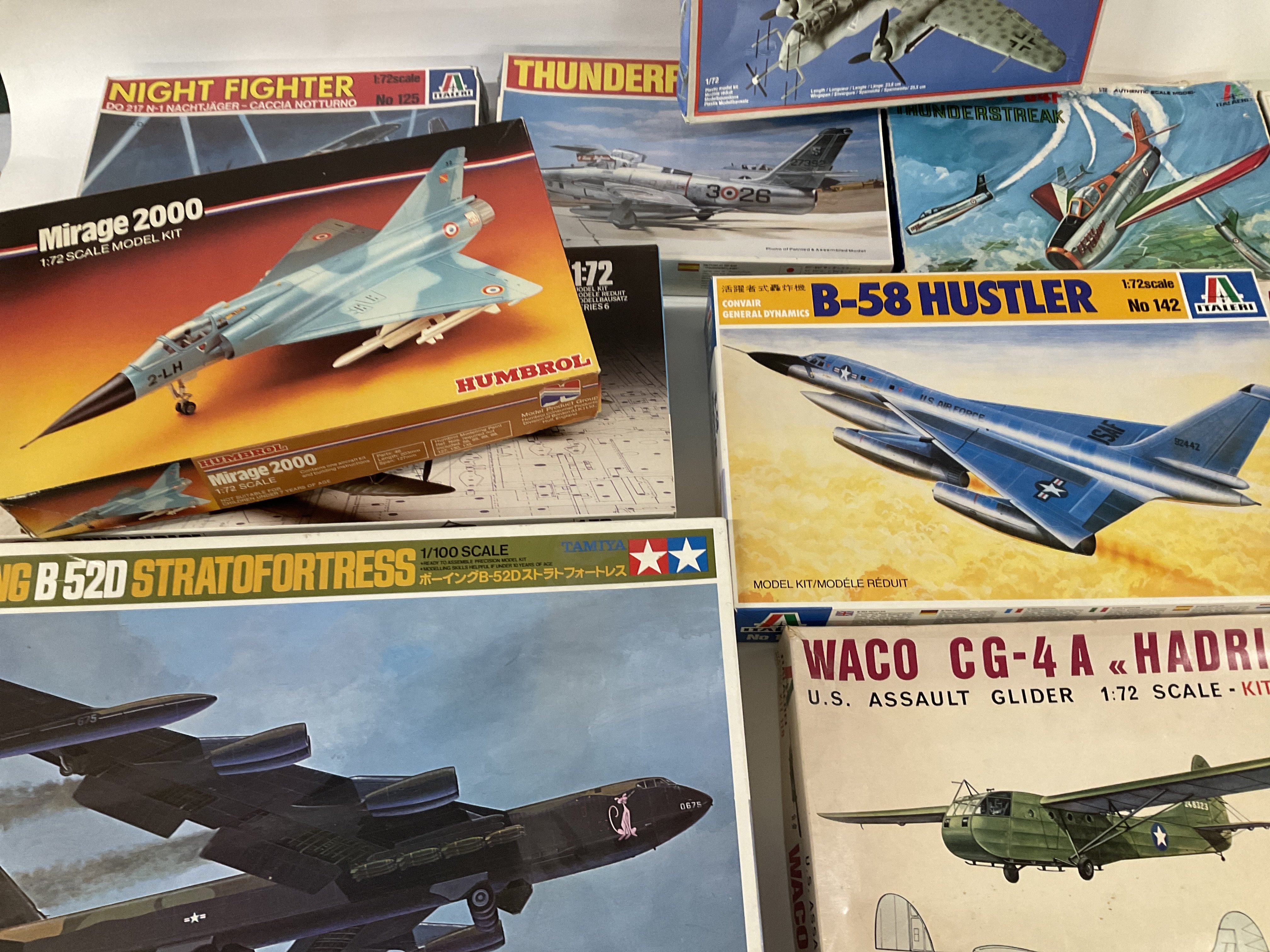 A Collection of Various Aircraft Model kits includ - Bild 2 aus 6