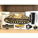 A Heng Long 1:16 scale battle tank With out origin