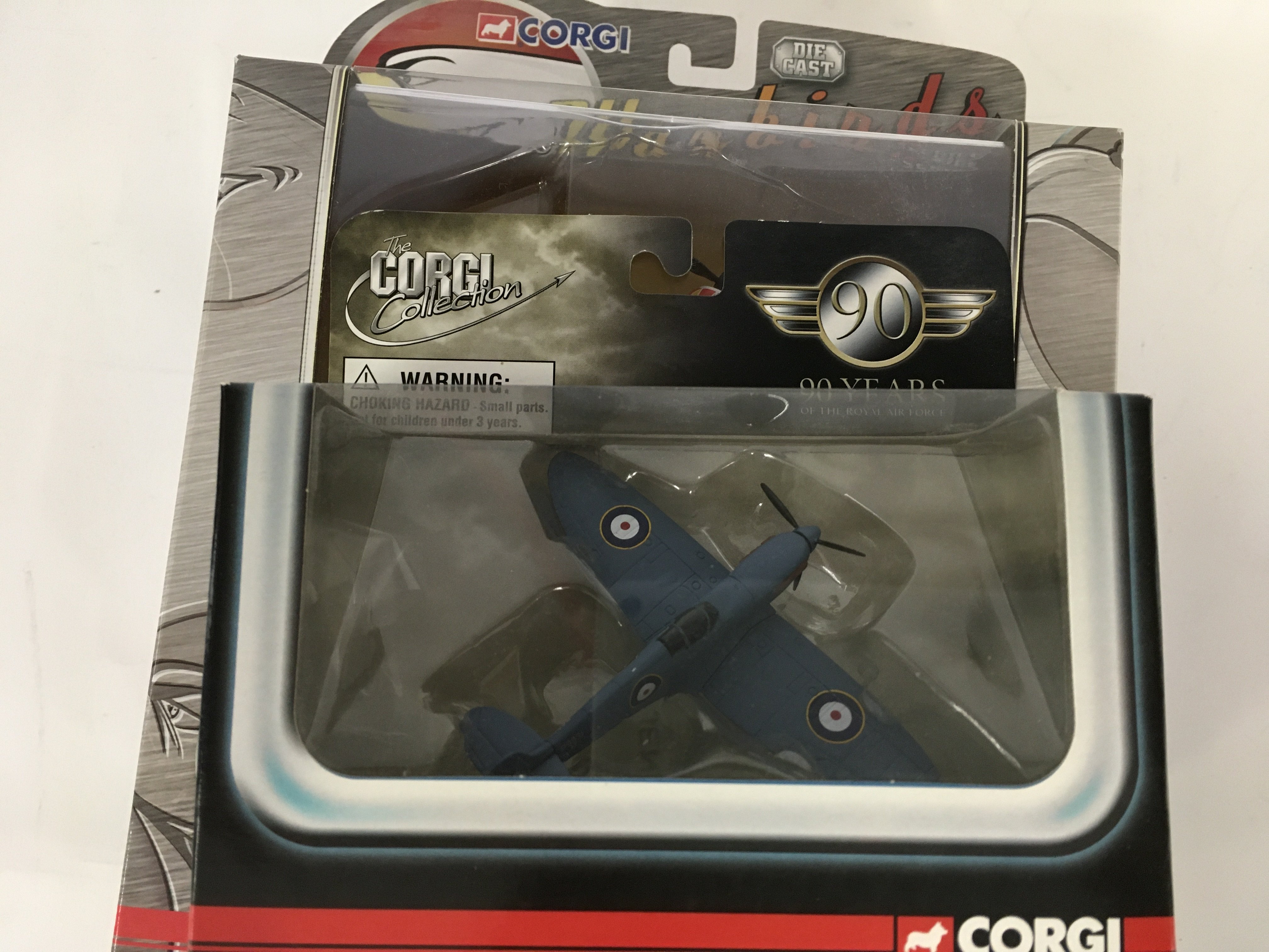 Collection of various corgi die cast planes including a limited Edition Hawker Hunter. - Image 4 of 4