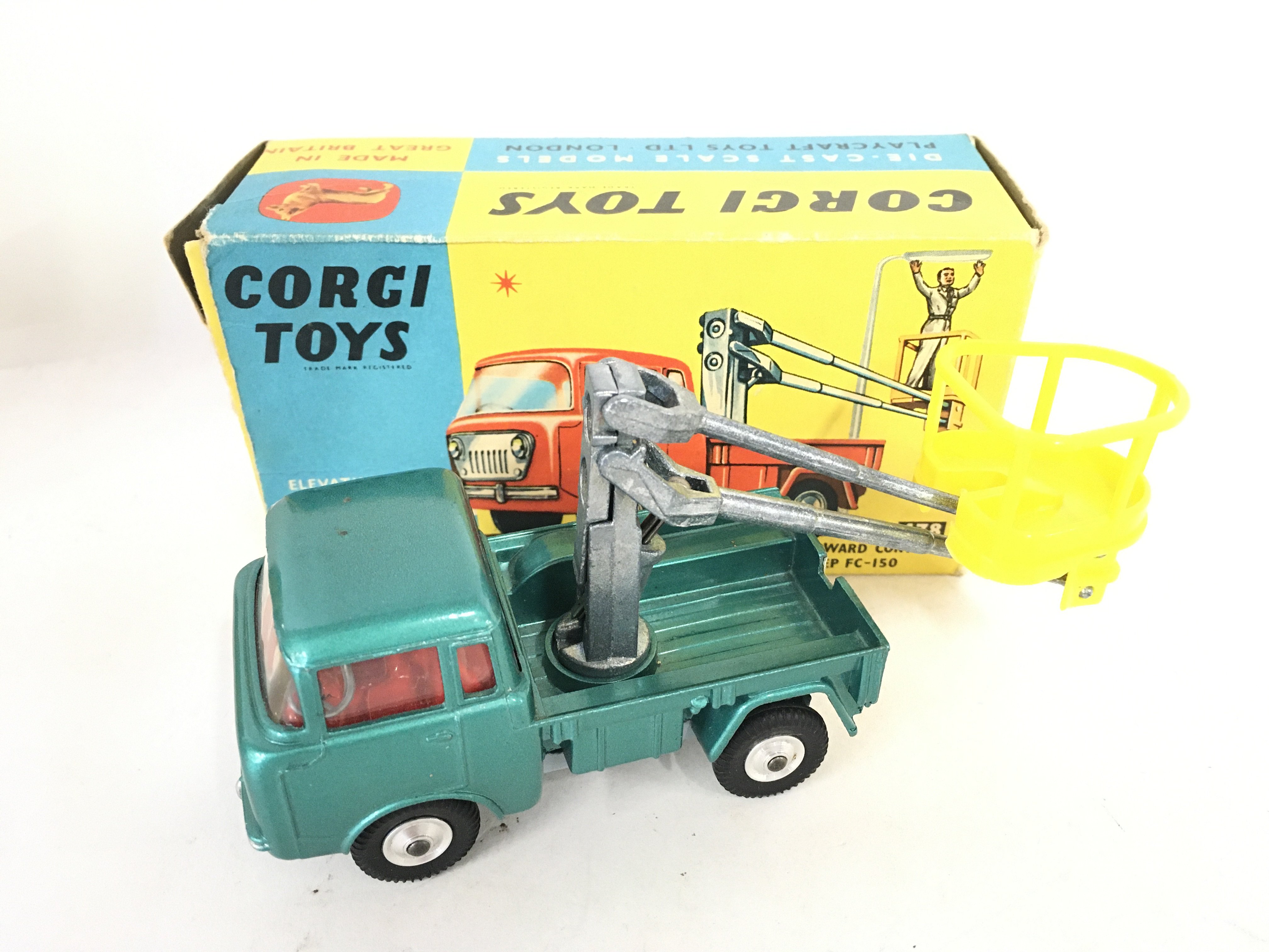 A Boxed Corgi Toys Commer Van #479 (Box plastic wi - Image 3 of 3