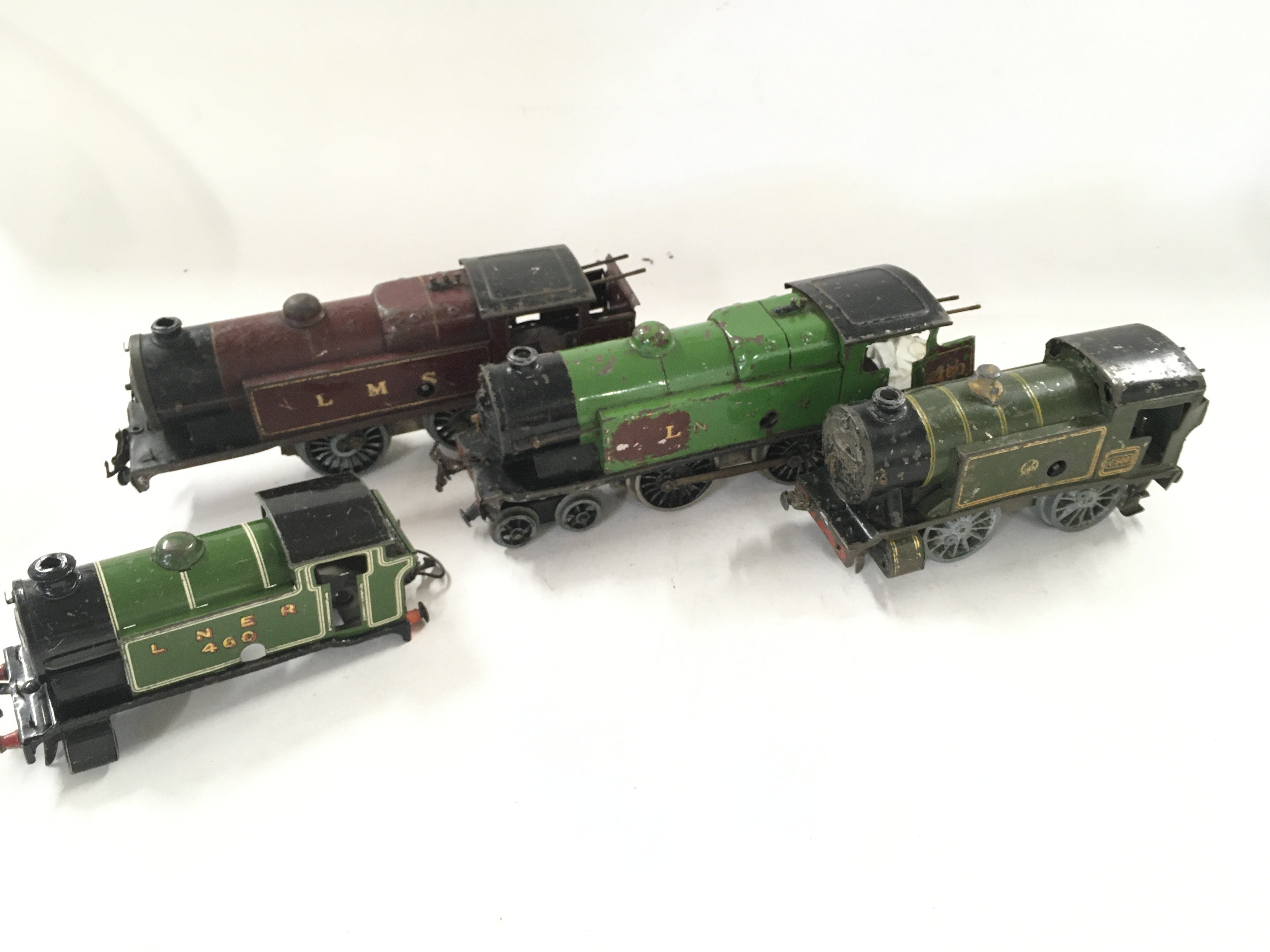 A Collection of 0 Gauge Engines. Track and a Body.