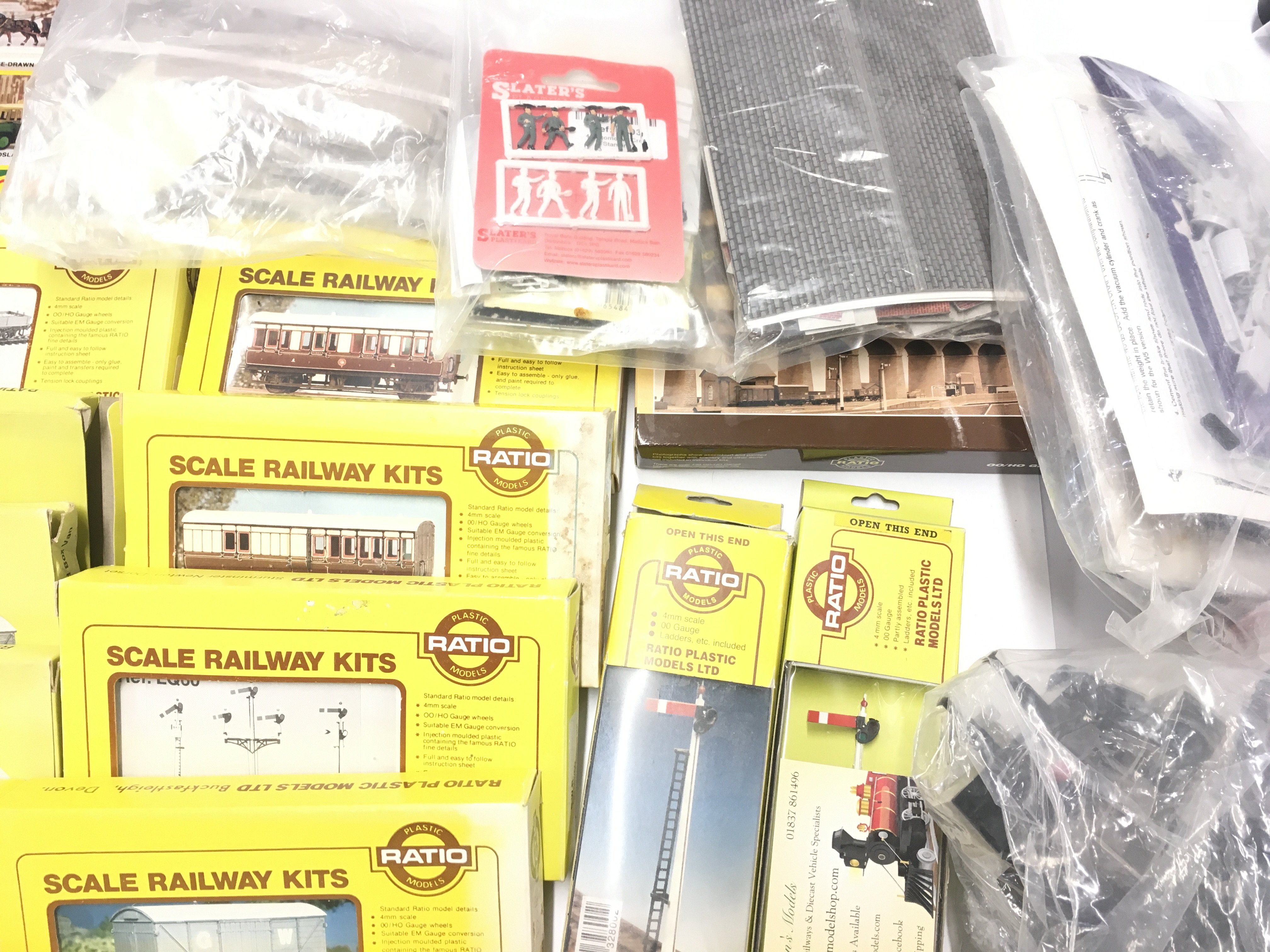 A Box Containing A Collection of 00 Gauge Model Kits. - Image 5 of 8