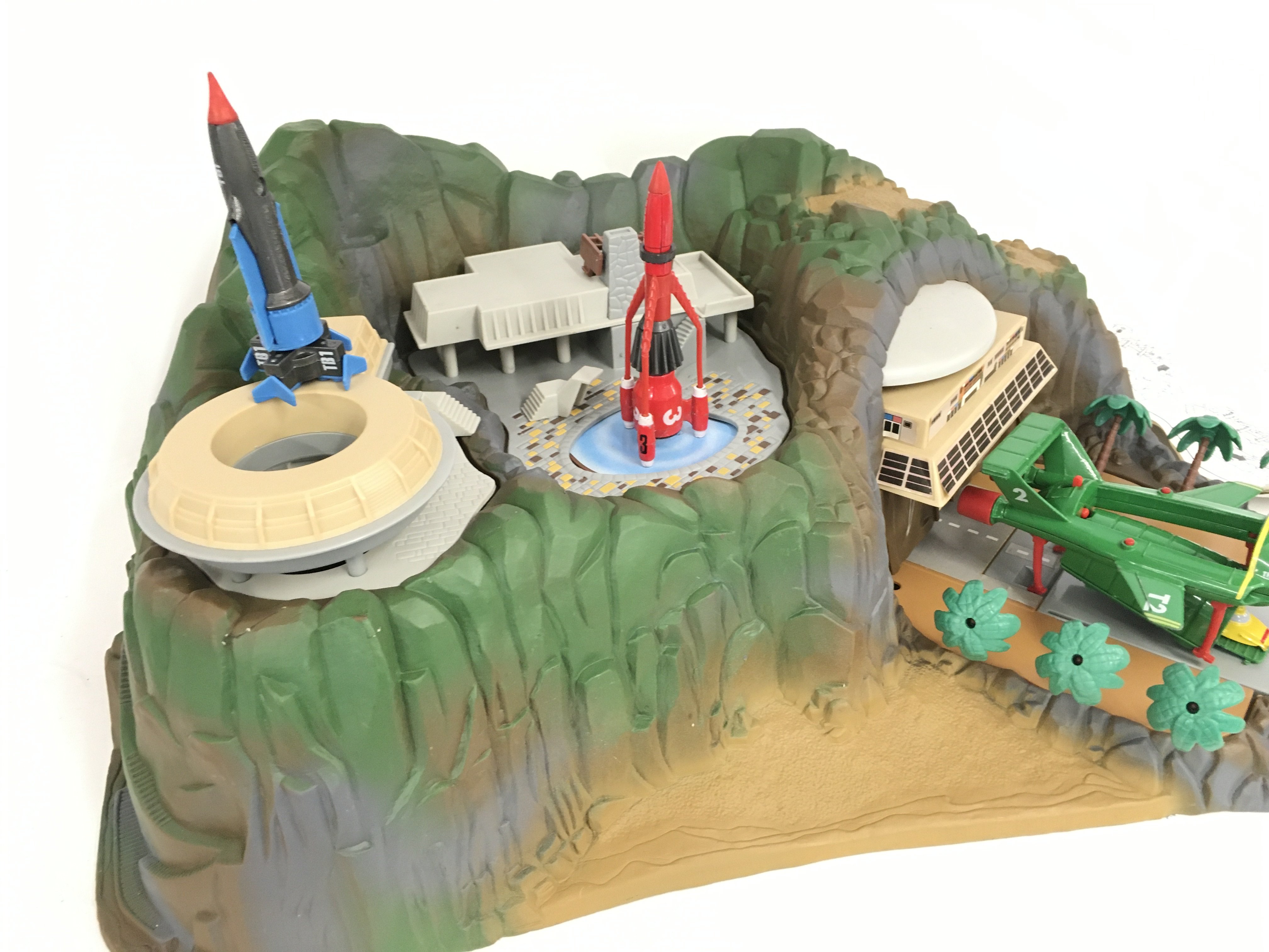 A Boxed Thunderbirds Tracey Island with Vehicles. - Image 3 of 3