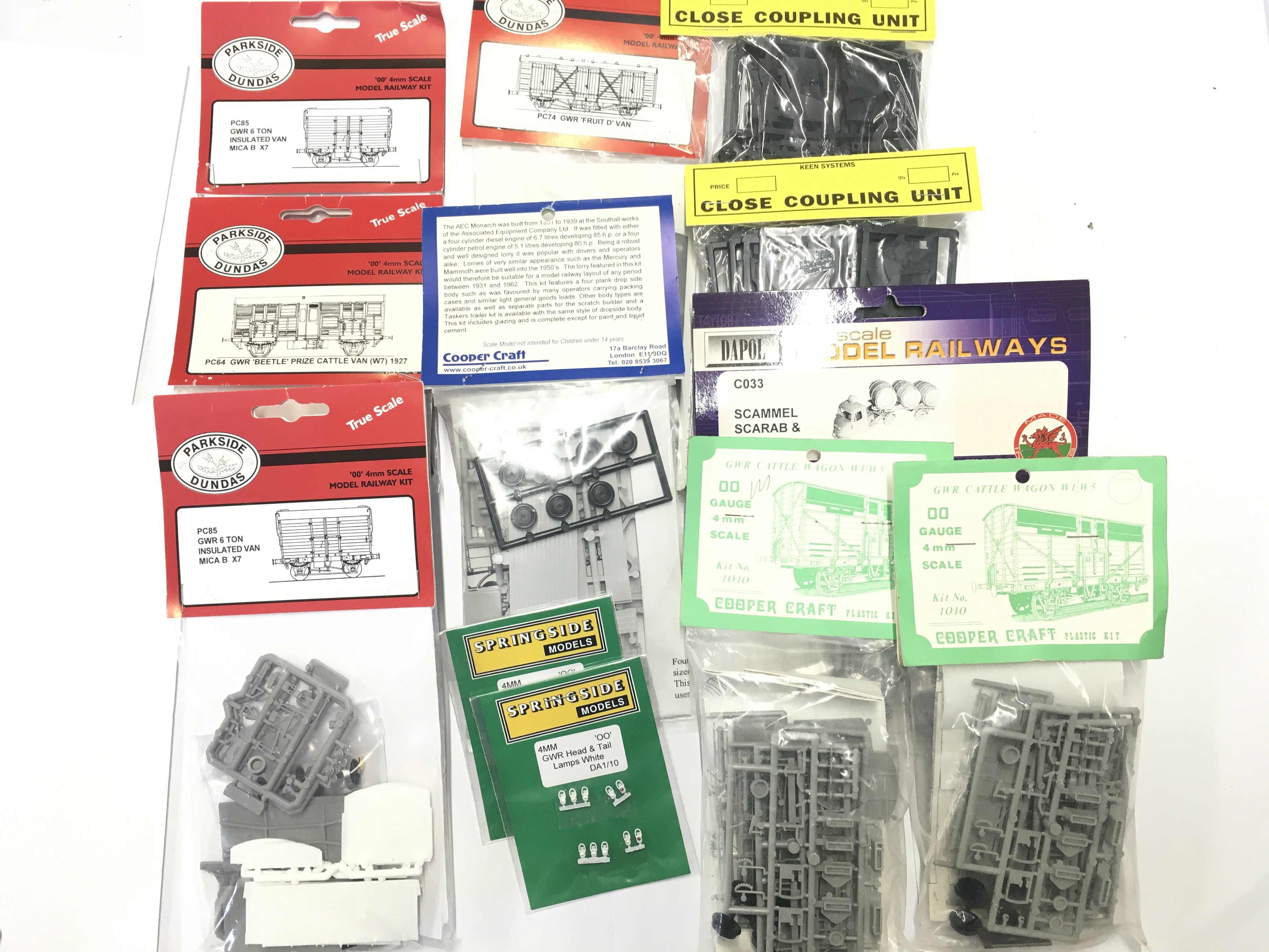 A Box Containing A Collection of 00 Gauge Model Kits. - Image 6 of 8