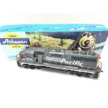 A Boxed Athearn H0 Gauge Southern Pacific #4757.