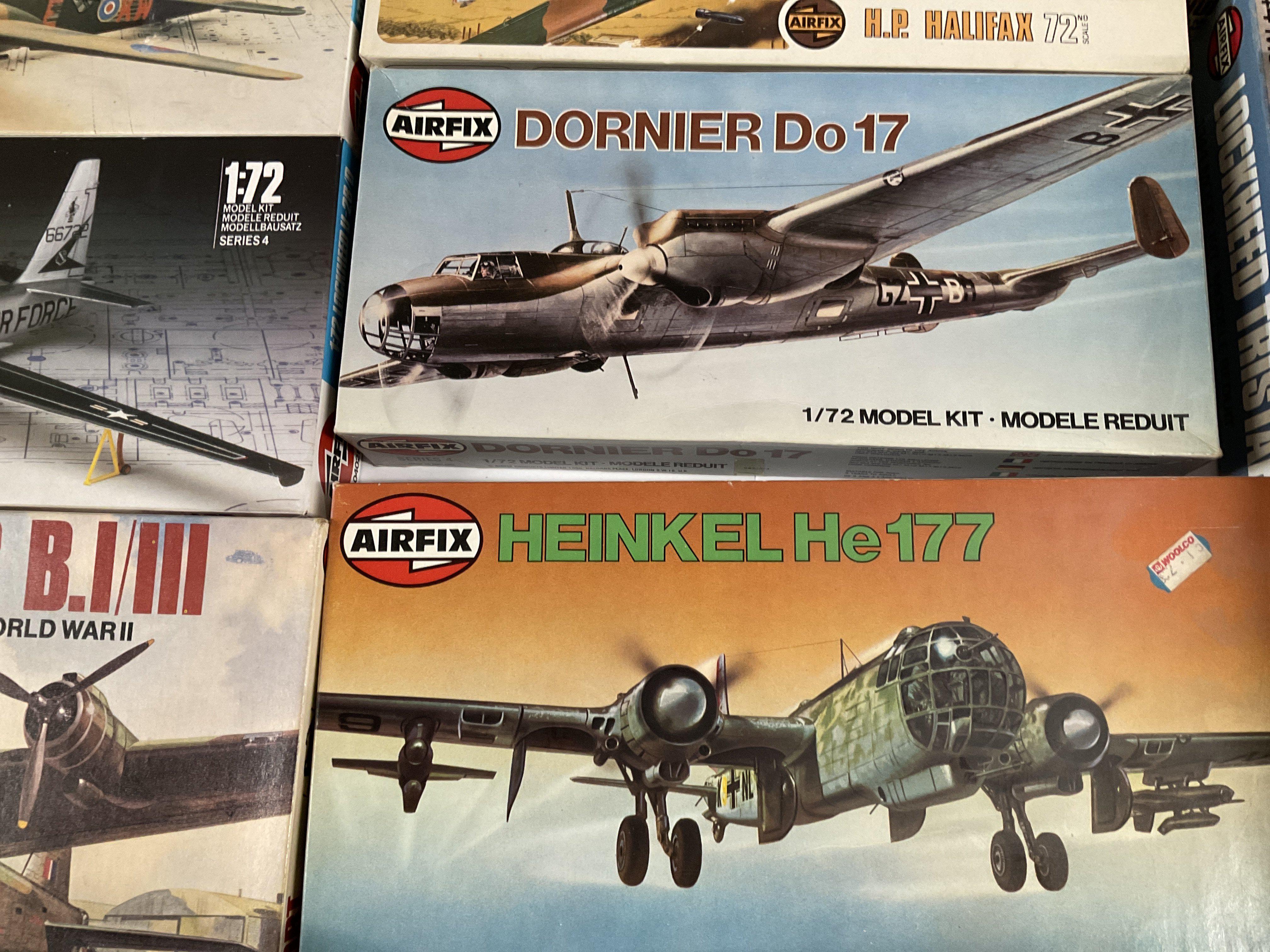 A collection of Airfix Aircraft Model Kits Includi - Bild 4 aus 7