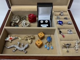 A box of good costume jewellery including silver c