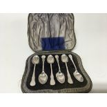 A cased set of silver tea spoons with Sheffield ha