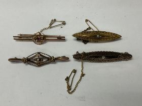 4 9ct gold Edwardian brooches.