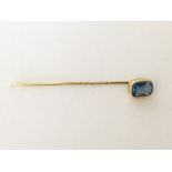 9ct topaz stick pin