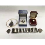 A small collection of silver jewellery comprising