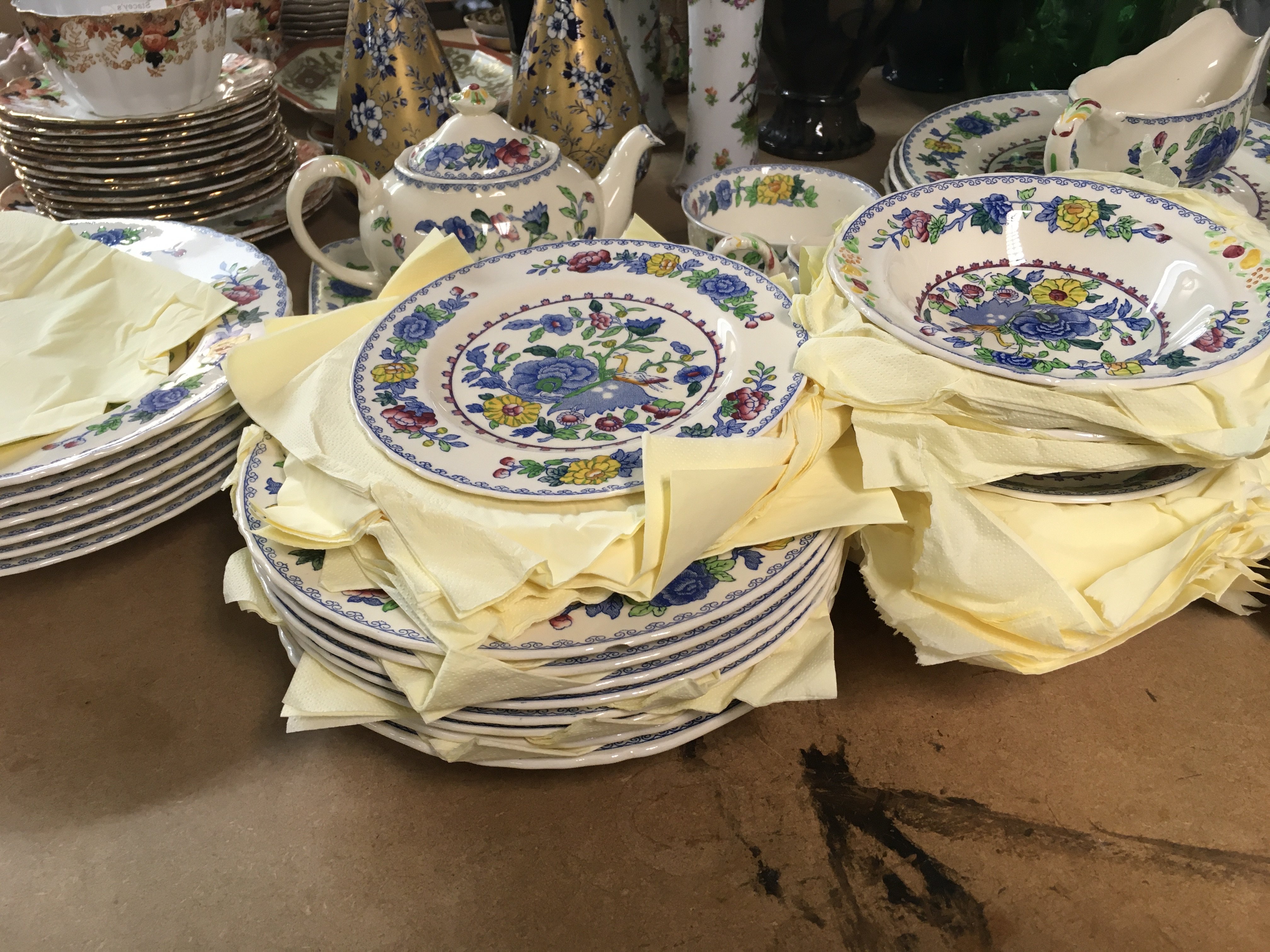 A collection of masons Regency tea dinner ware including cups saucers tureen meet plates dinner