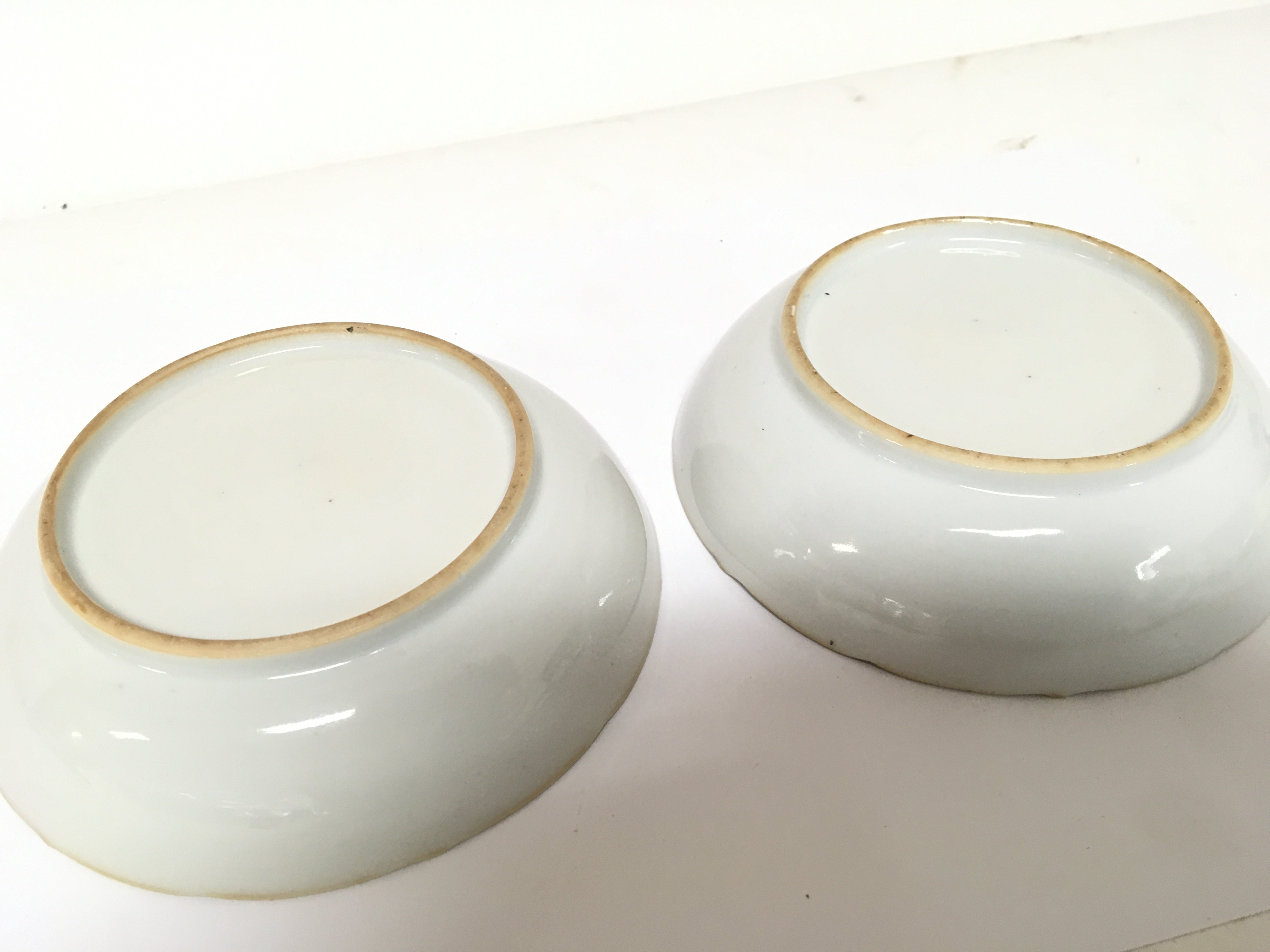 A pair of late 18th century Chinese Export porcela - Image 4 of 4